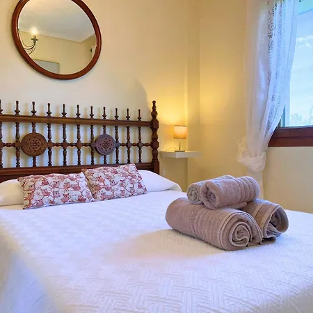 Con Jardin En Cantabria 阿内罗