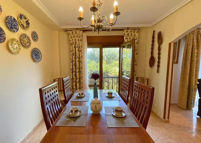 Con Jardin En Cantabria * 阿内罗