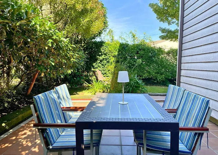 Con Jardin En Cantabria