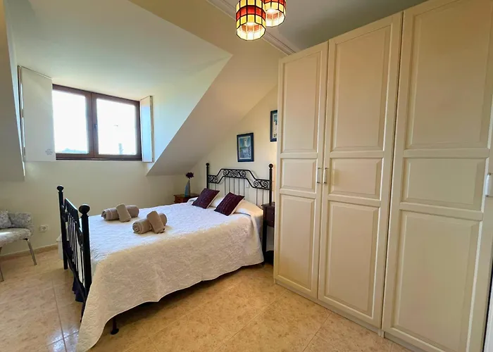 Con Jardin En Cantabria 公寓